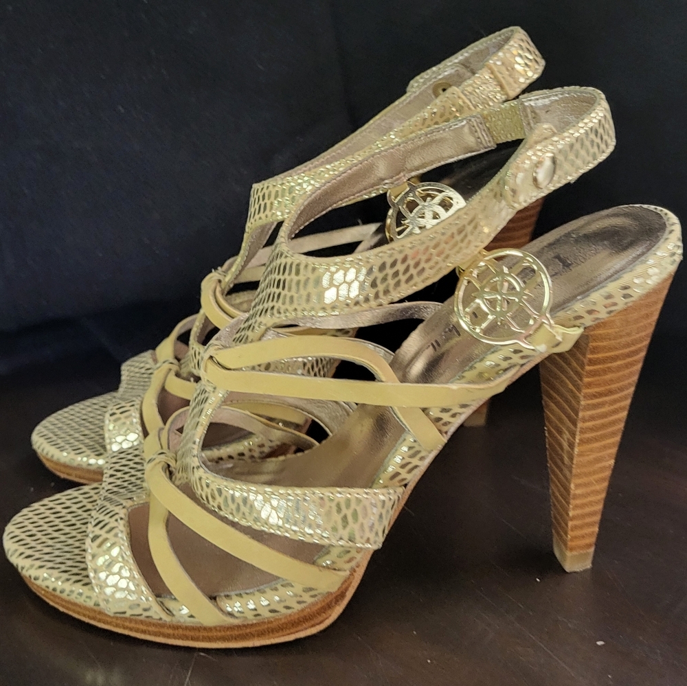 Nicole Miller gold sandal size 7